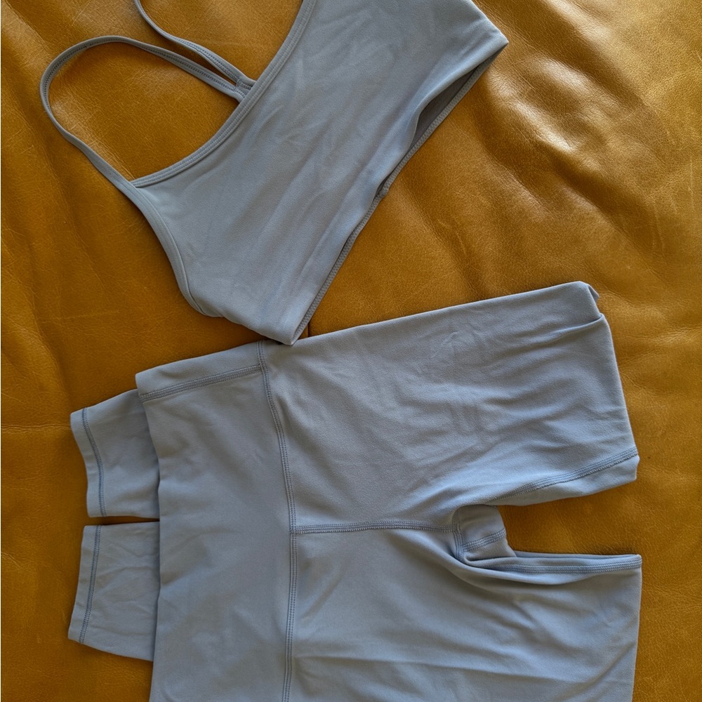 Vuori AllTheFeels Blue Activewear Set